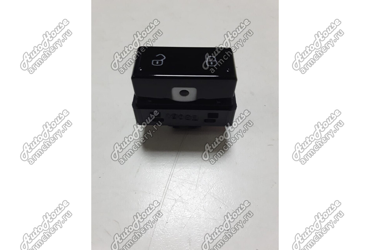 Кнопка центрального замка Lifan Solano 2 (650) [1.8 16V CVT седан]