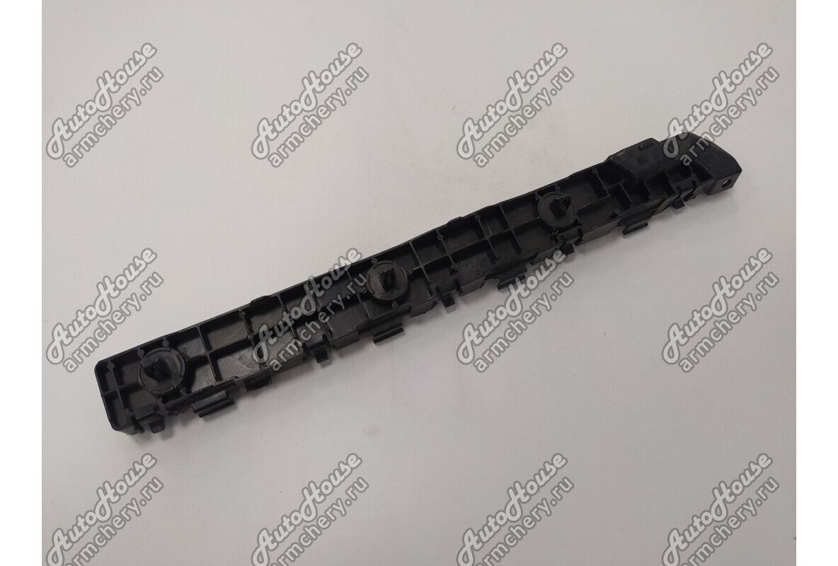 Кронштейн бампера заднего (большой) правый Lifan Solano 2 (650) [1.8 16V CVT седан]