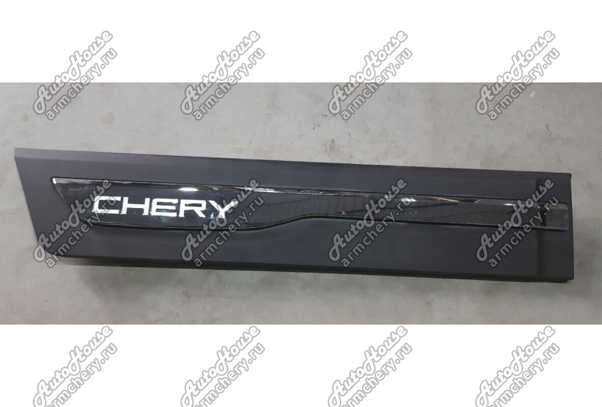 Молдинг двери задней правой Chery Tiggo 5 (2014-2016) [2.0 16V CVT внедорожник]