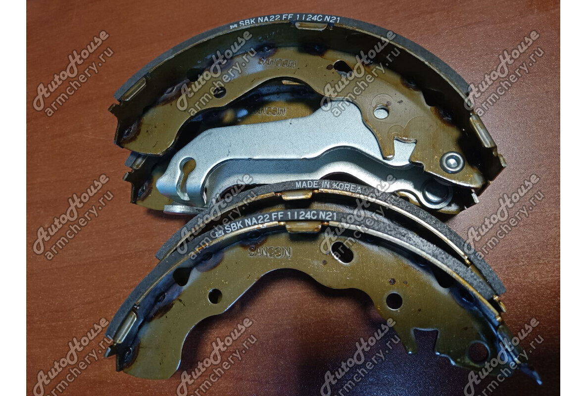 Колодки задние SANGSIN BRAKE Hyundai Accent [1.5 16V 5MT седан]