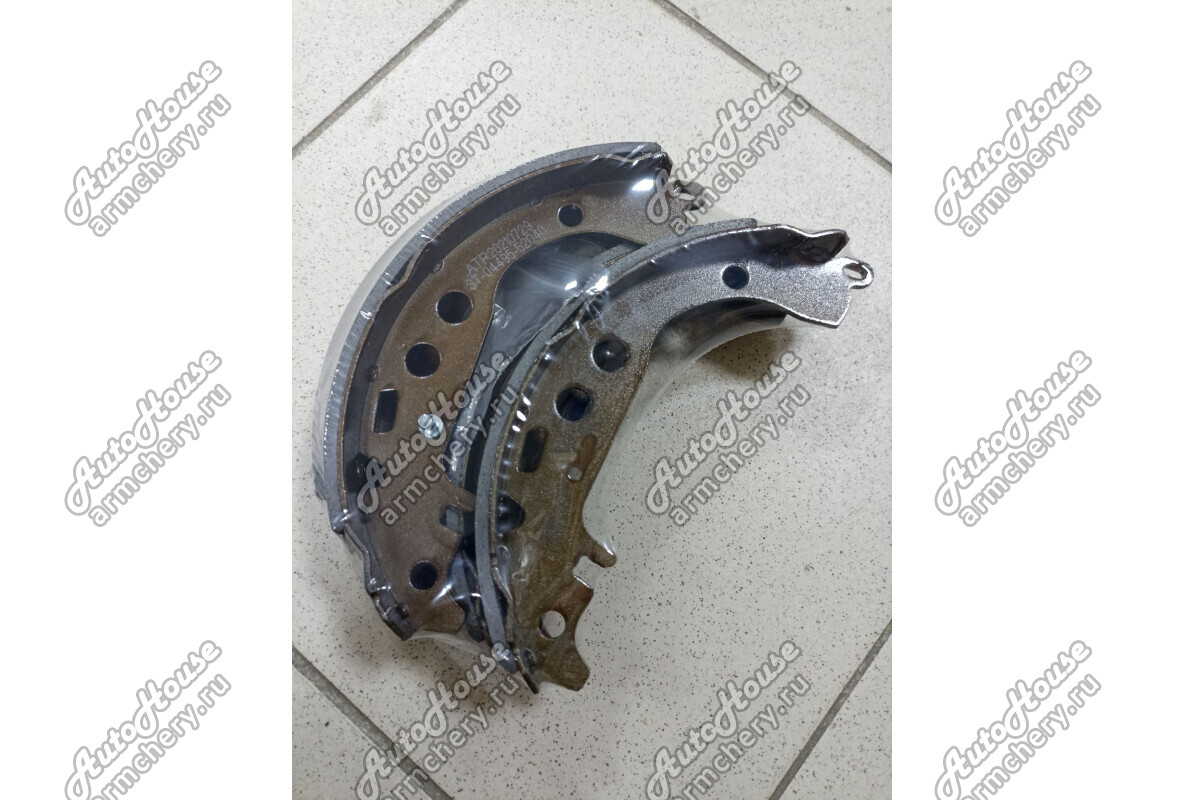 Колодки задние SAT Geely MK [1.5 16V 5MT седан]