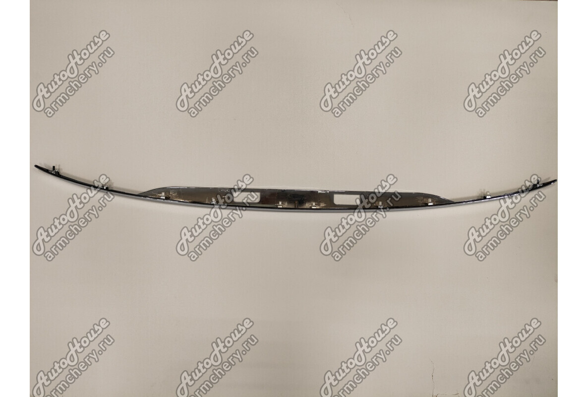 Накладка крышки багажника Geely Emgrand EC7 [1.8 16V 5MT седан]