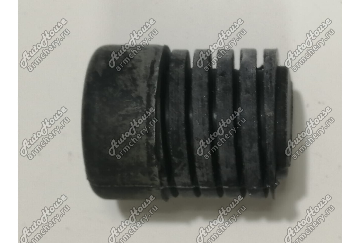 Отбойник капота Lifan Solano 2 (650) [1.8 16V CVT седан]