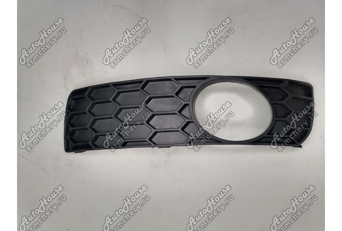 Решетка фары противотуманной левой Faw Vita [1.3 16V 5MT седан]