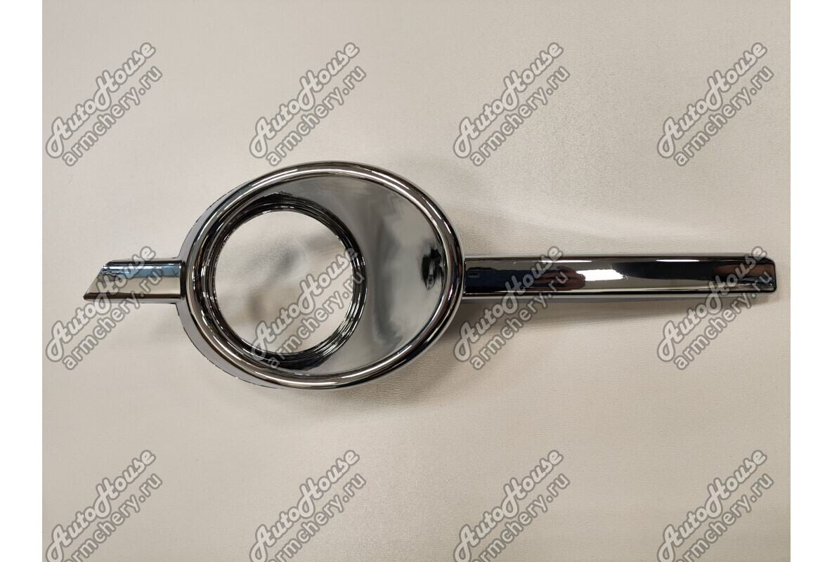 Накладка фары противотуманной правой (хром) Geely Emgrand X7 NEW (2016-2018) [1.8 16V 5MT внедорожник]