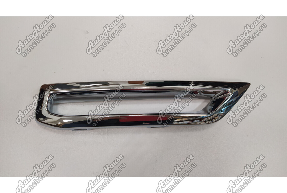 Накладка фонаря противотуманного левого (хром) Chery Tiggo 8 [1.5 16V 6AMT внедорожник]