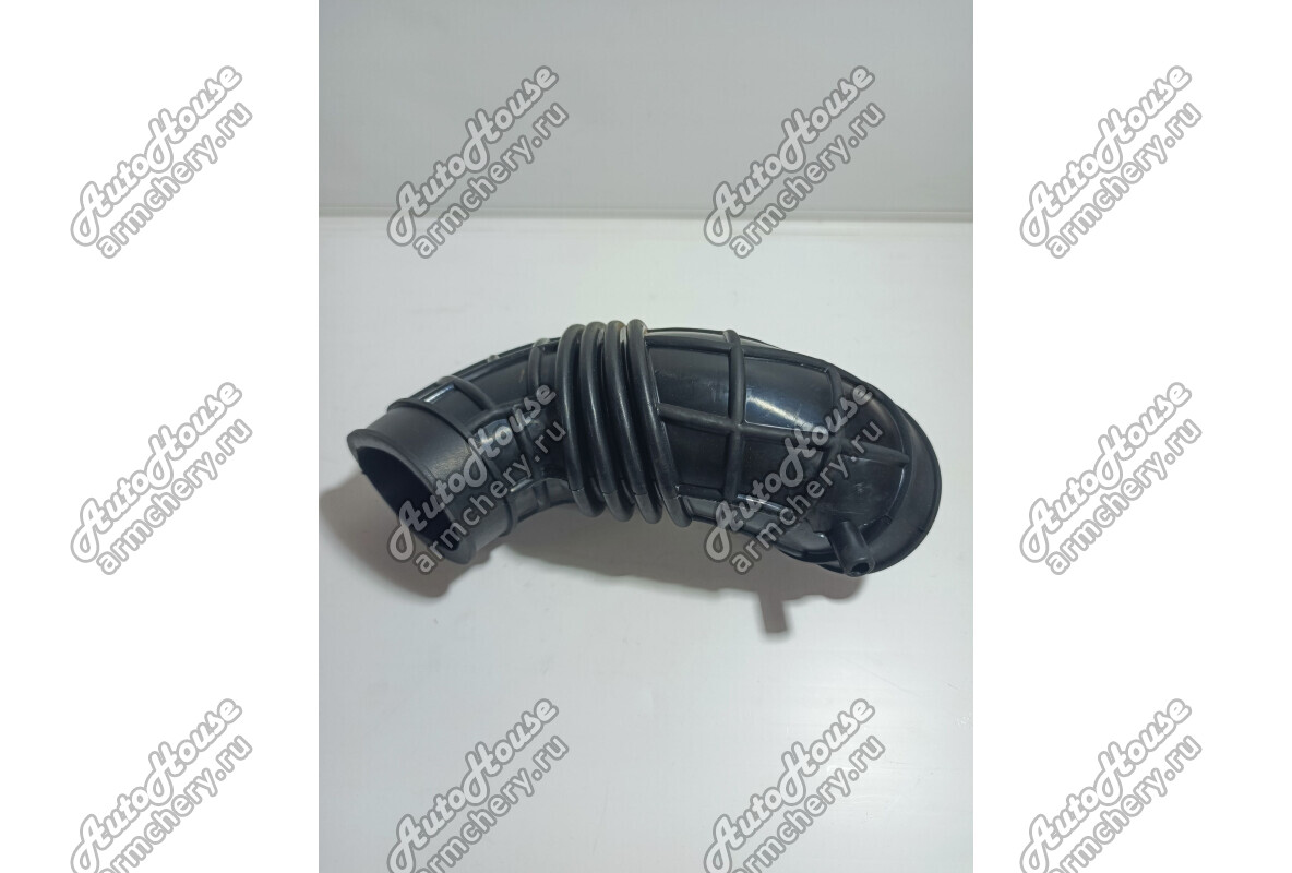 Патрубок воздушного фильтра Lifan Smily (320) [1.3 16V 5MT хетчбэк]