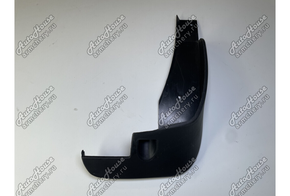 Брызговик передний правый Lifan Solano (620) [1.6 16V 5MT седан]