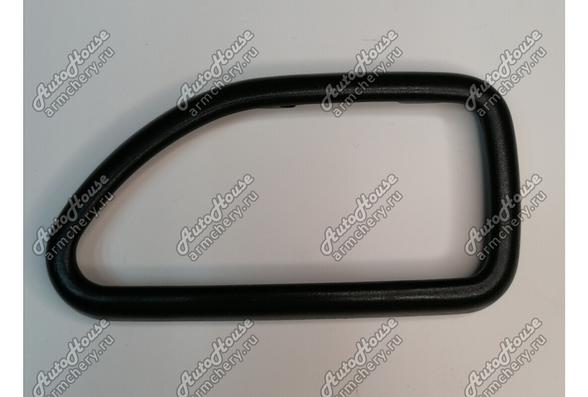 Рамка ручки внутренняя левая черная Chery Amulet [1.5 16V 5MT лифтбэк]