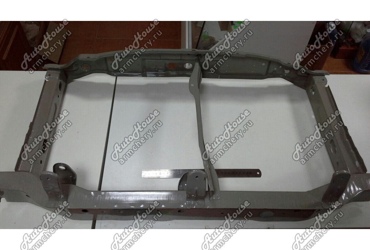 Рамка радиатора (телевизор) Lifan Smily (320) [1.3 16V 5MT хетчбэк]