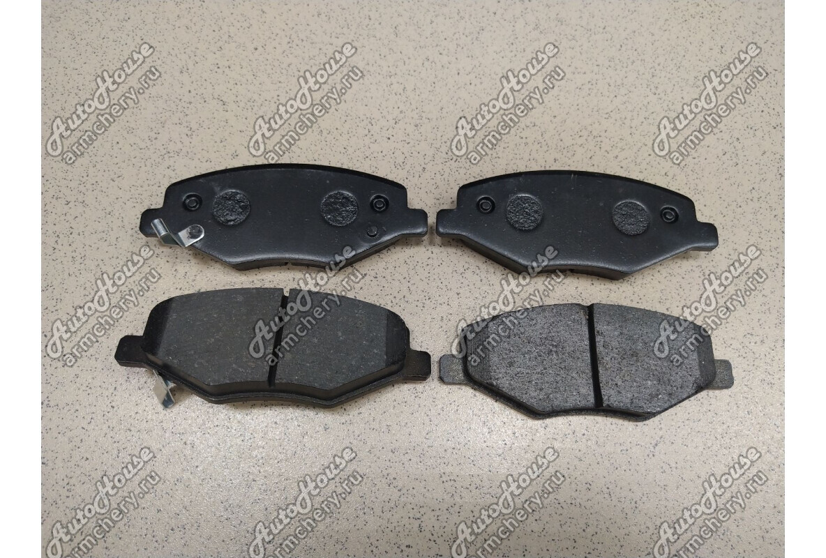 Колодки передние (без усиков) Chery Fora [2.0 16V 5MT седан]