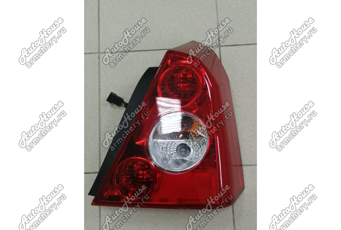 Фонарь задний правый Chery Fora [2.0 16V 5MT седан]