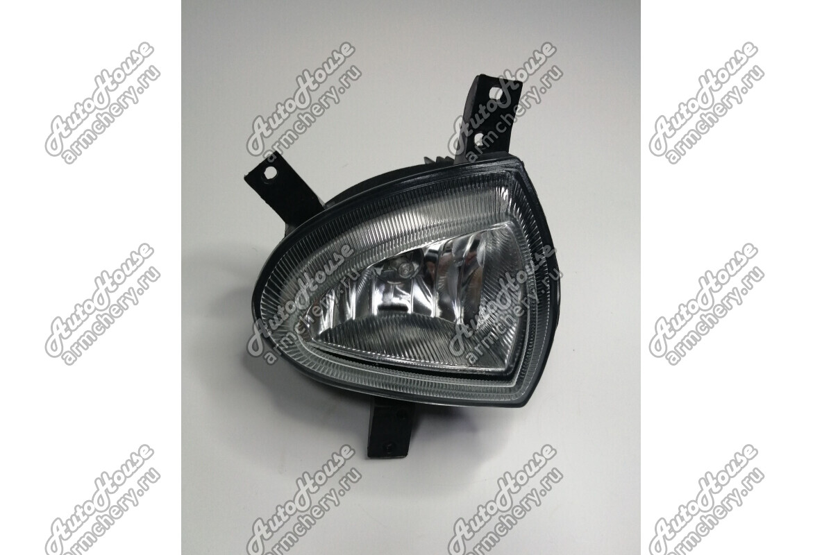 Фара противотуманная левая Lifan Solano (620) [1.8 16V 5МТ седан]