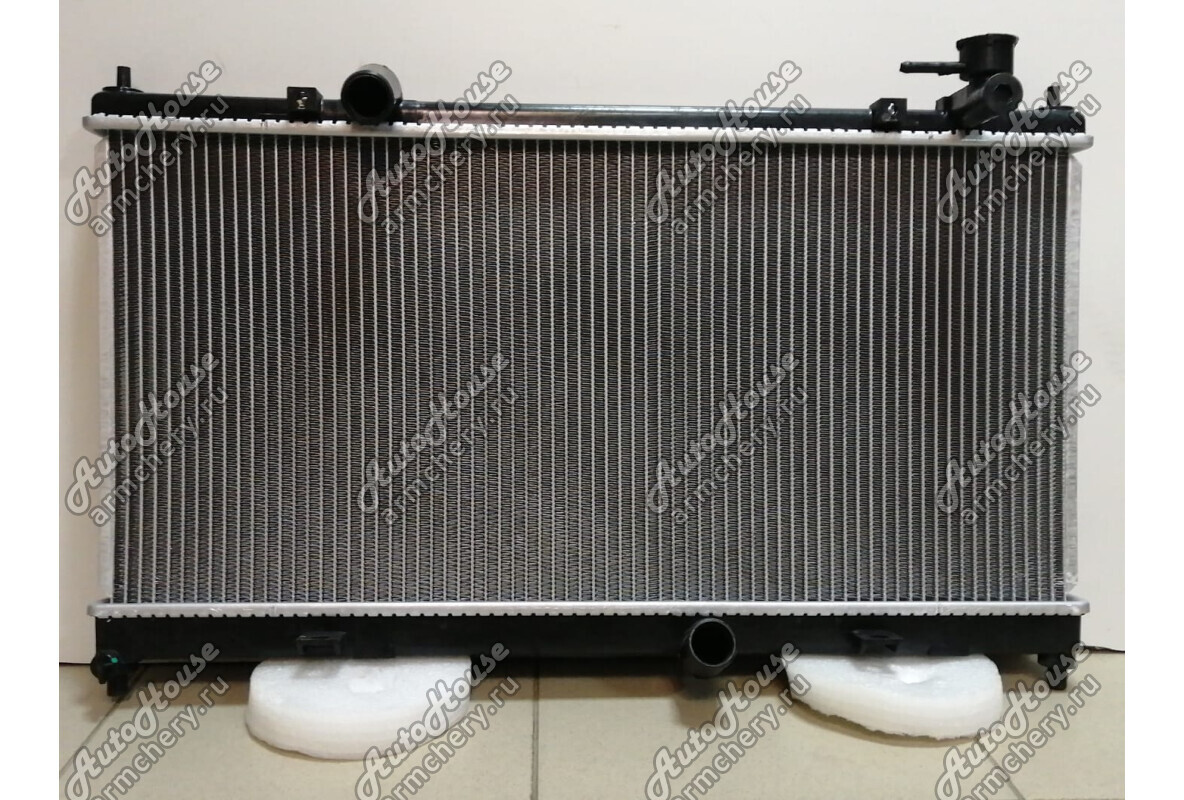 Радиатор охлаждения Lifan Solano (620) [1.6 16V 5MT седан]