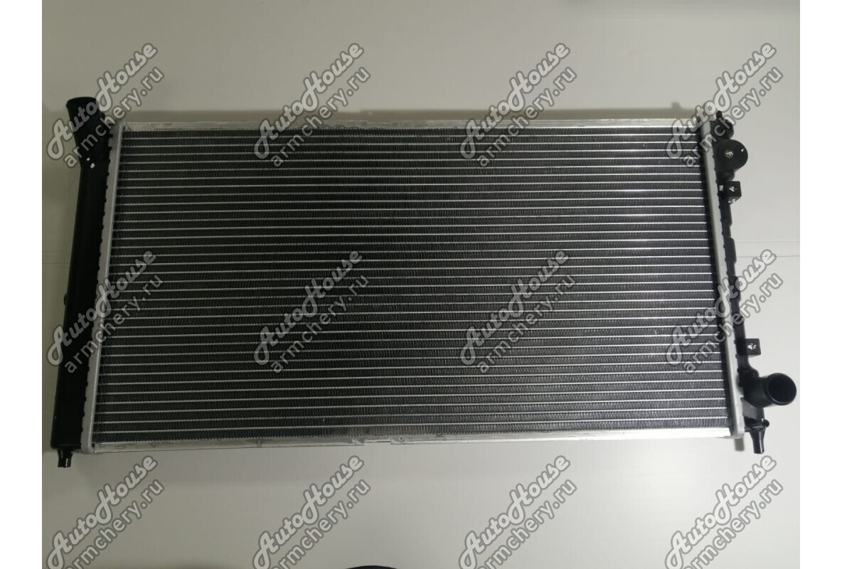 Радиатор охлаждения без горловины Lifan Breez [1.6 16V 5MT седан]