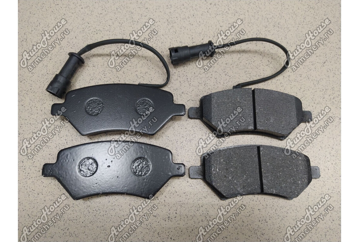 Колодки передние (без усиков) Chery Fora [2.0 16V 5MT седан]