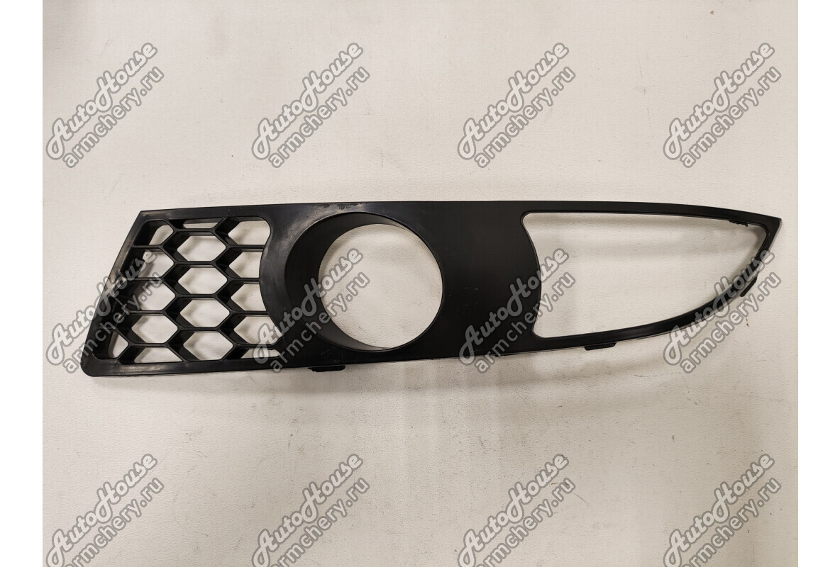 Решетка бампера левая Chery M11 [1.6 16V CVT седан]