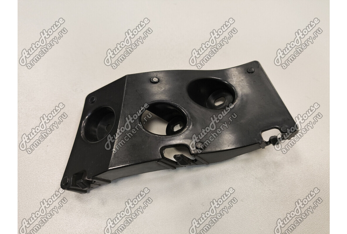 Кронштейн бампера переднего левый Chery Cross Eastar [2.0 16V 5MT хетчбэк]