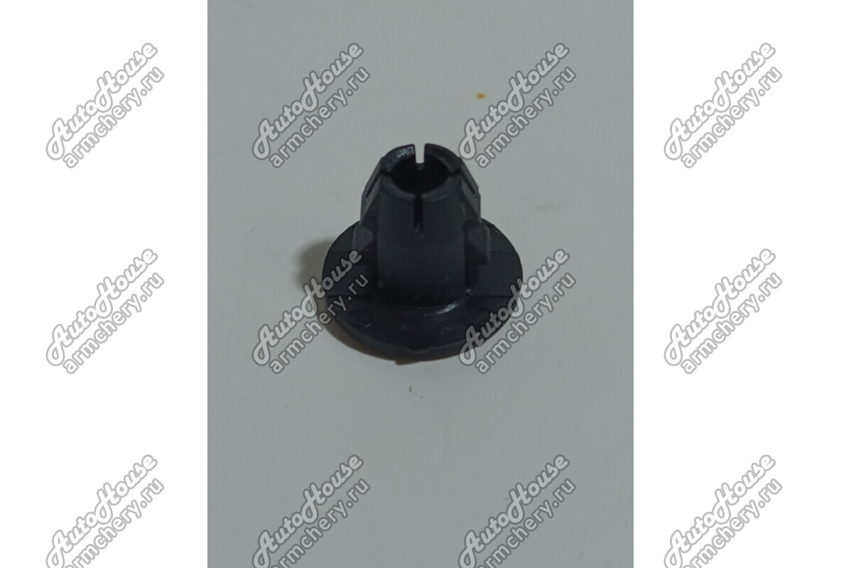 Клипса крепления дополнительного стоп сигнала GENERAL MOTORS Chery M11 [1.6 16V CVT седан]