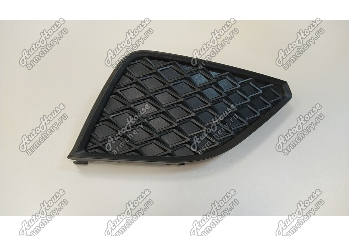 Решетка противотуманной фары правой Faw Bestune X80 NEW (2018+) [2.0 16V 6AT внедорожник]