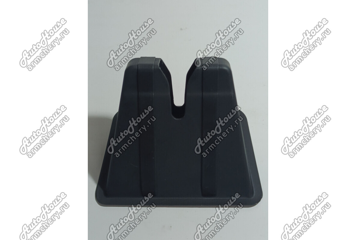 Накладка замка крышки багажника JAC J7 [1.6 16V CVT лифтбэк Turbo]