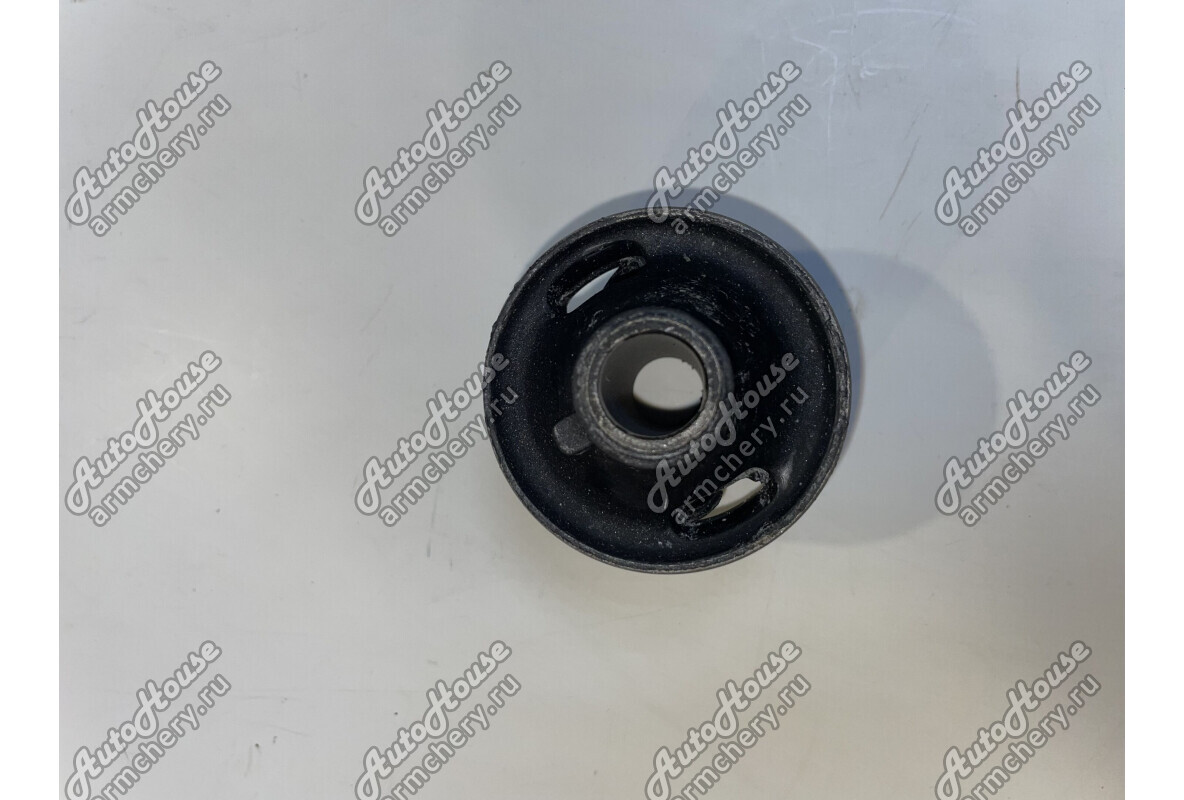 Сайлентблок рычага переднего большой Chery Tiggo 7 [2.0 16V CVT внедорожник]