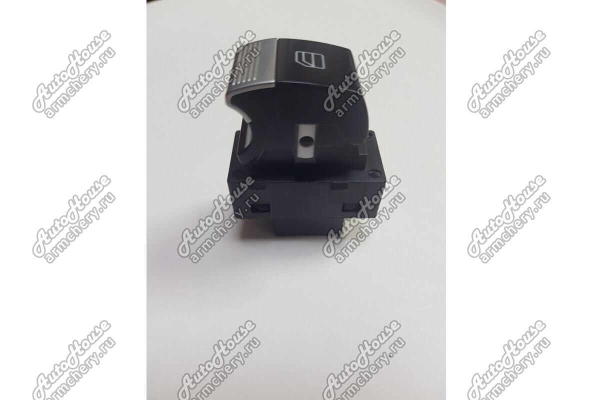 Кнопка стеклоподъемника Lifan Solano (620) [1.6 16V 5MT седан]