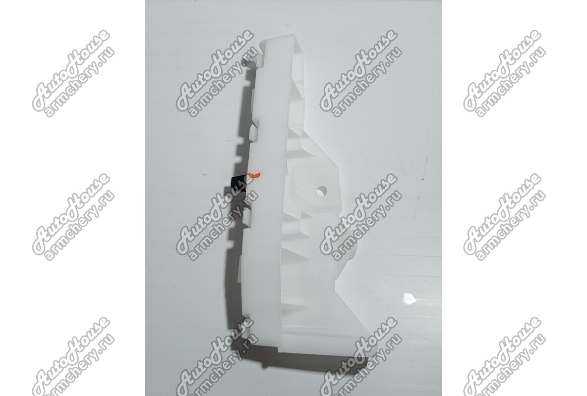 Кронштейн бампера заднего правый JAC J7 [1.6 16V CVT лифтбэк Turbo]