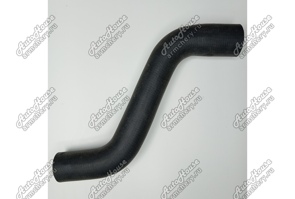 Патрубок радиатора верхний Lifan Smily (320) [1.3 16V 5MT хетчбэк]