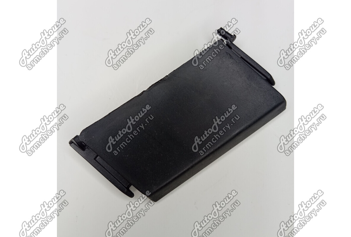 Заглушка бампера переднего буксировочного крюка Geely MK [1.5 16V 5MT седан]