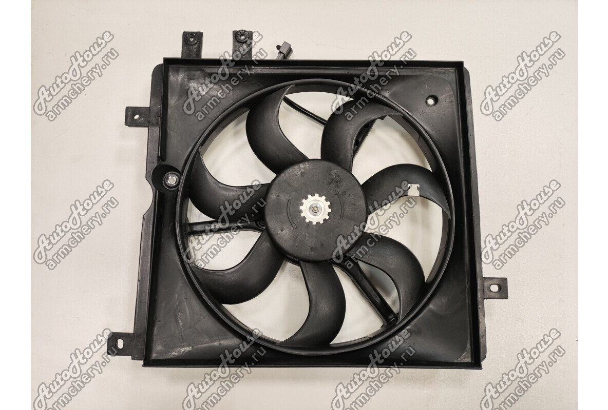 Вентилятор радиатора охлаждения левый Geely Otaka / CK [1.5 16V 5MT седан]
