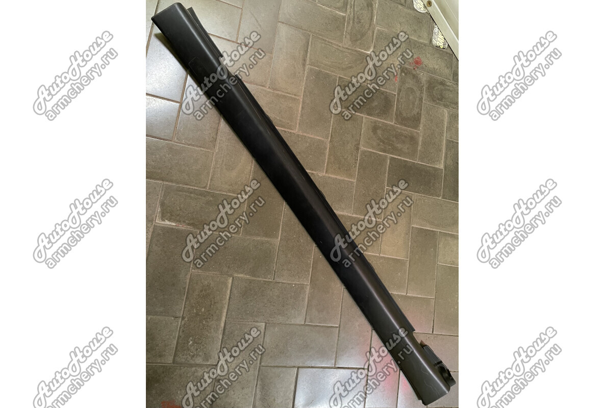 Накладка порога наружная левая (черная) Chery Amulet [1.5 16V 5MT лифтбэк]