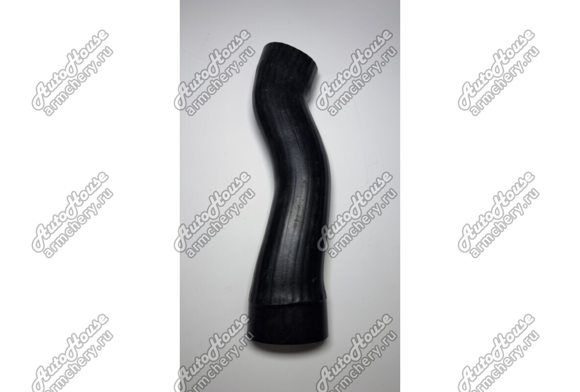 Патрубок интеркуллера правый GAC GS8 (2016-2023) [2.0 16V 6AT внедорожник 4X4 Turbo]