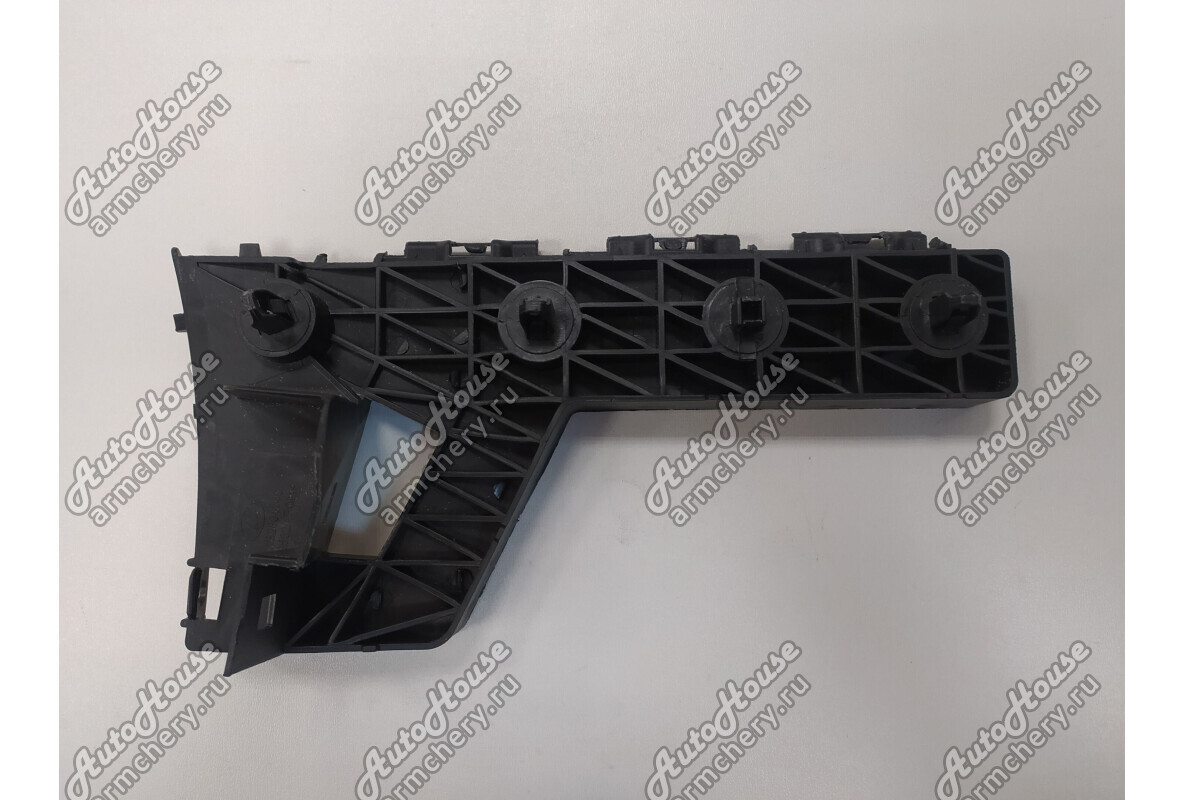 Кронштейн бампера заднего правый Lifan X50 [1.5 16V 5MT внедорожник]