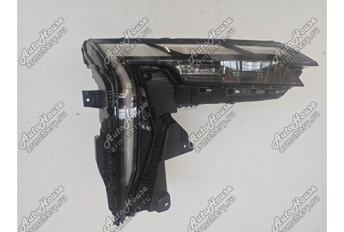 Фара правая Geely Atlas New [2.0 16V 7AMT внедорожник Turbo]