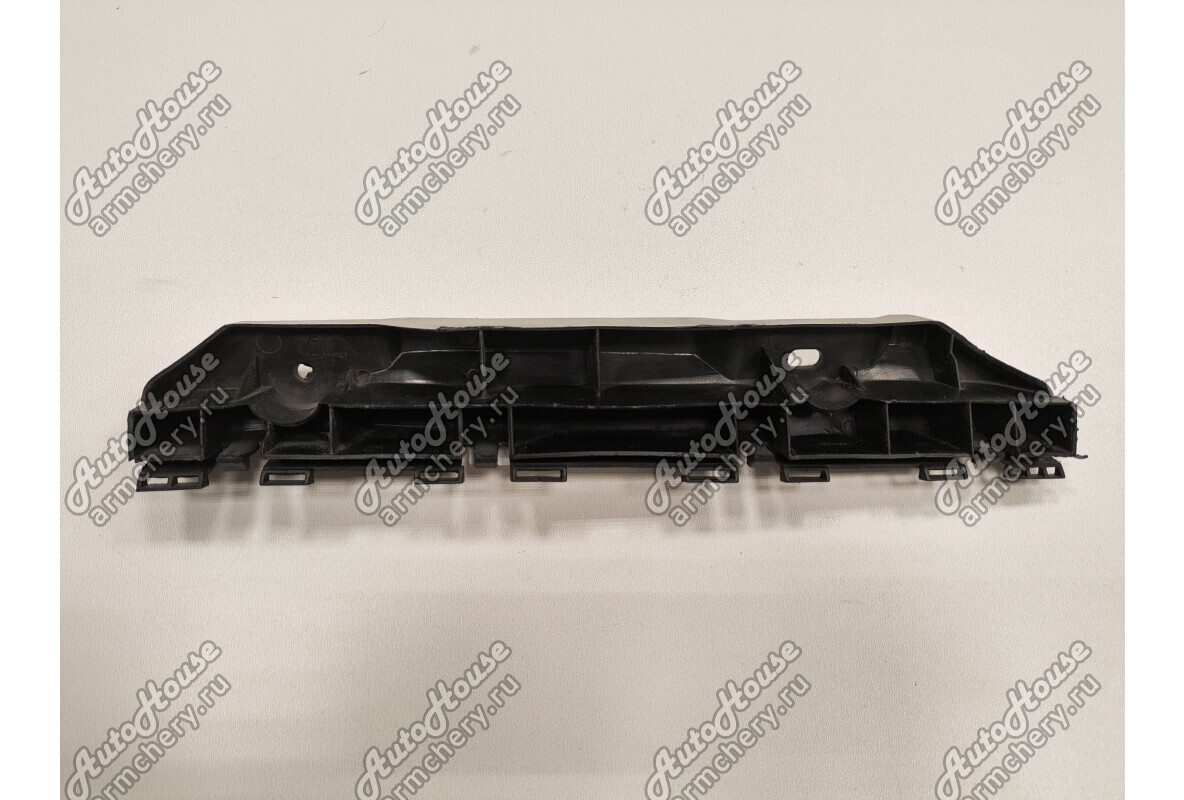 Кронштейн бампера заднего правый (средний) BYD F3 [1.5 16V 5MT седан]